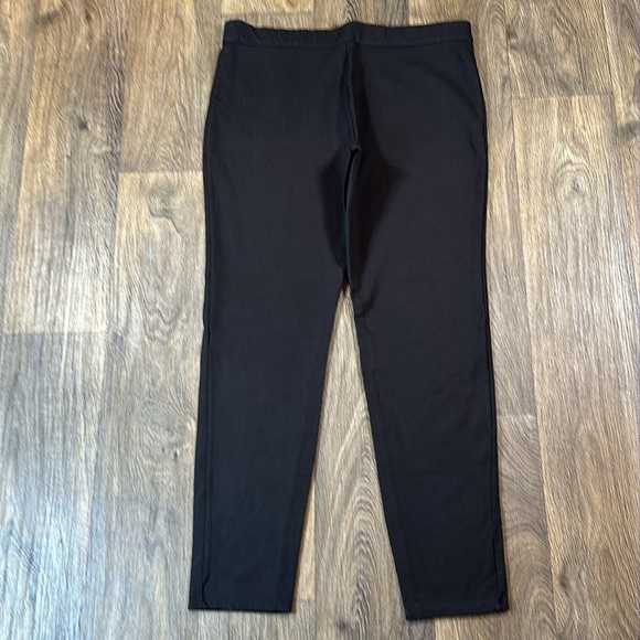 Leggings From Macy’s Studio M - Picture 2 of 2